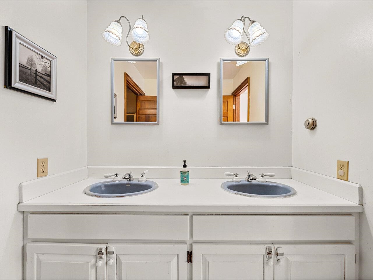 Northfield, Vermont, 05663, United States, 4 Bedrooms Bedrooms, ,3 BathroomsBathrooms,Residential,For Sale,1898633
