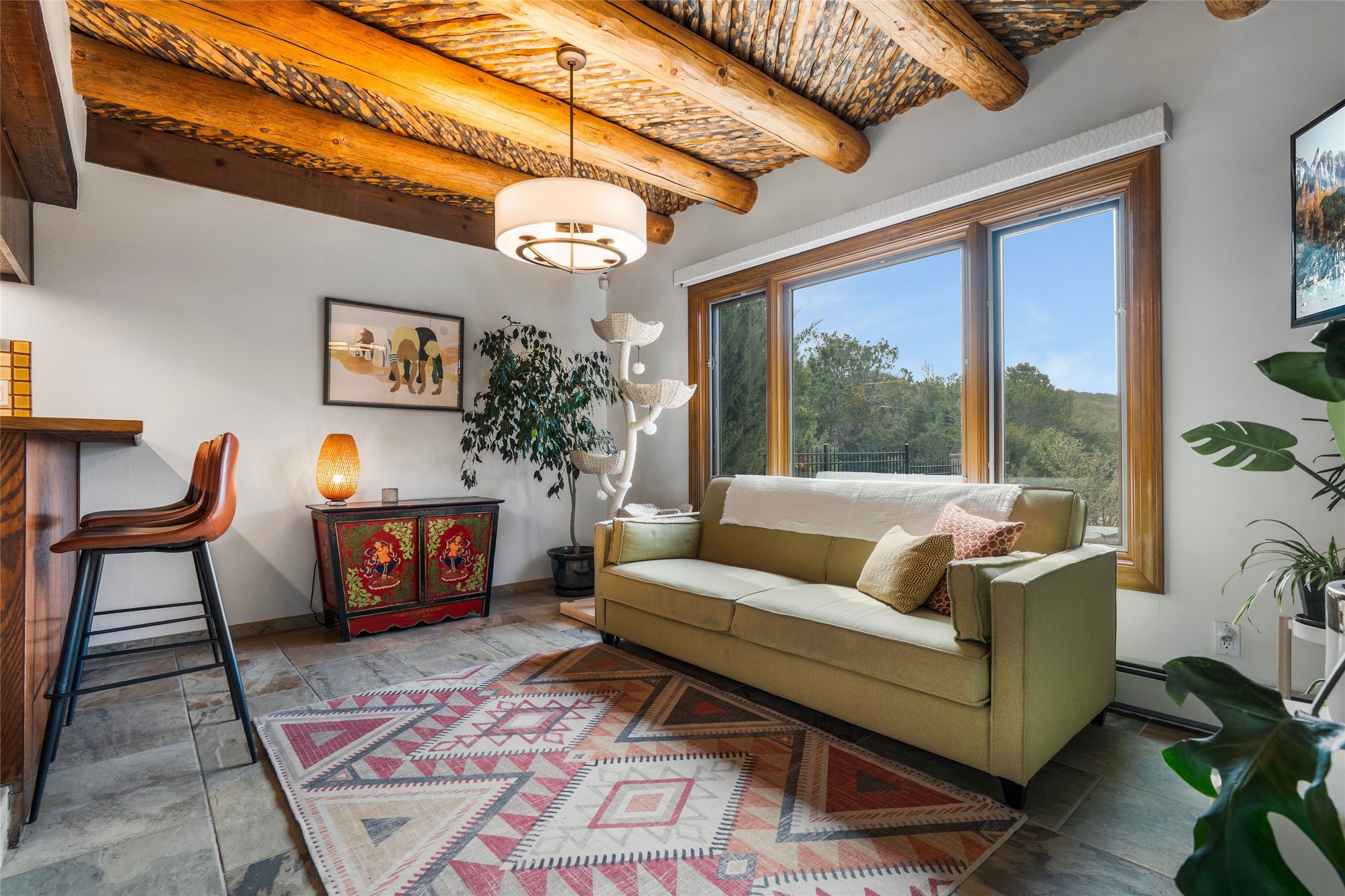  1396 Hyde Park - 物件實景