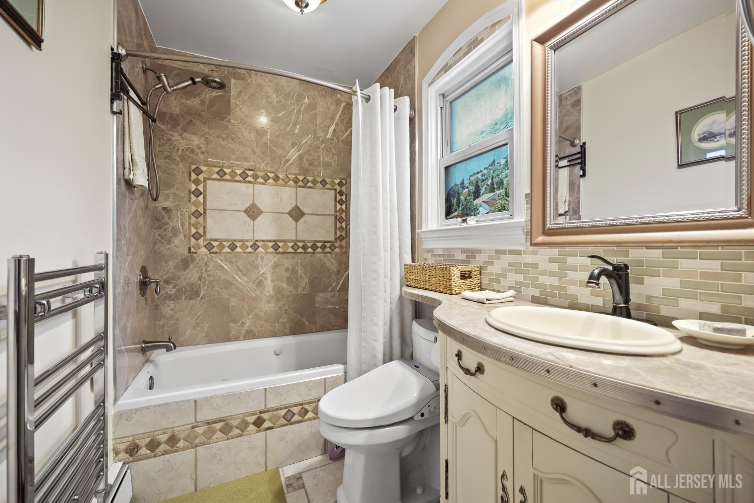 South Amboy, New Jersey, 08879, United States, 4 Bedrooms Bedrooms, ,3 BathroomsBathrooms,Residential,For Sale,1829503