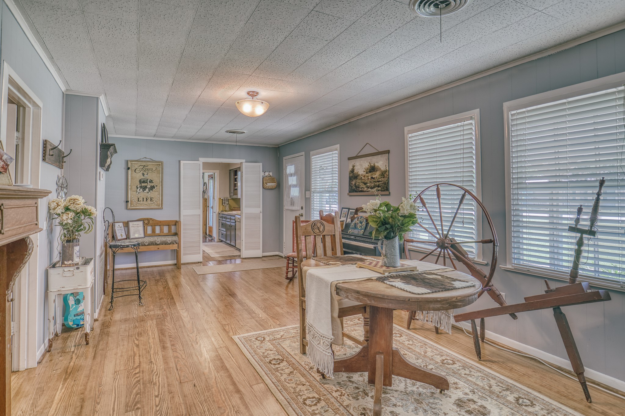 601 S Masonic Street, Bellville, TX, 77418 - 物件實景