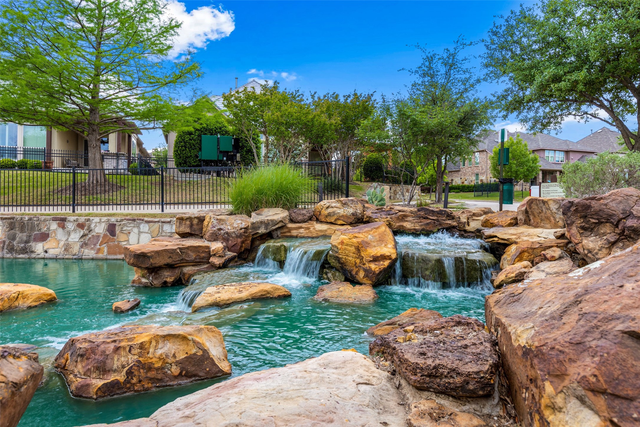 McKinney, Texas, 75070, United States, 3 Bedrooms Bedrooms, ,4 BathroomsBathrooms,Residential,For Sale,1804069
