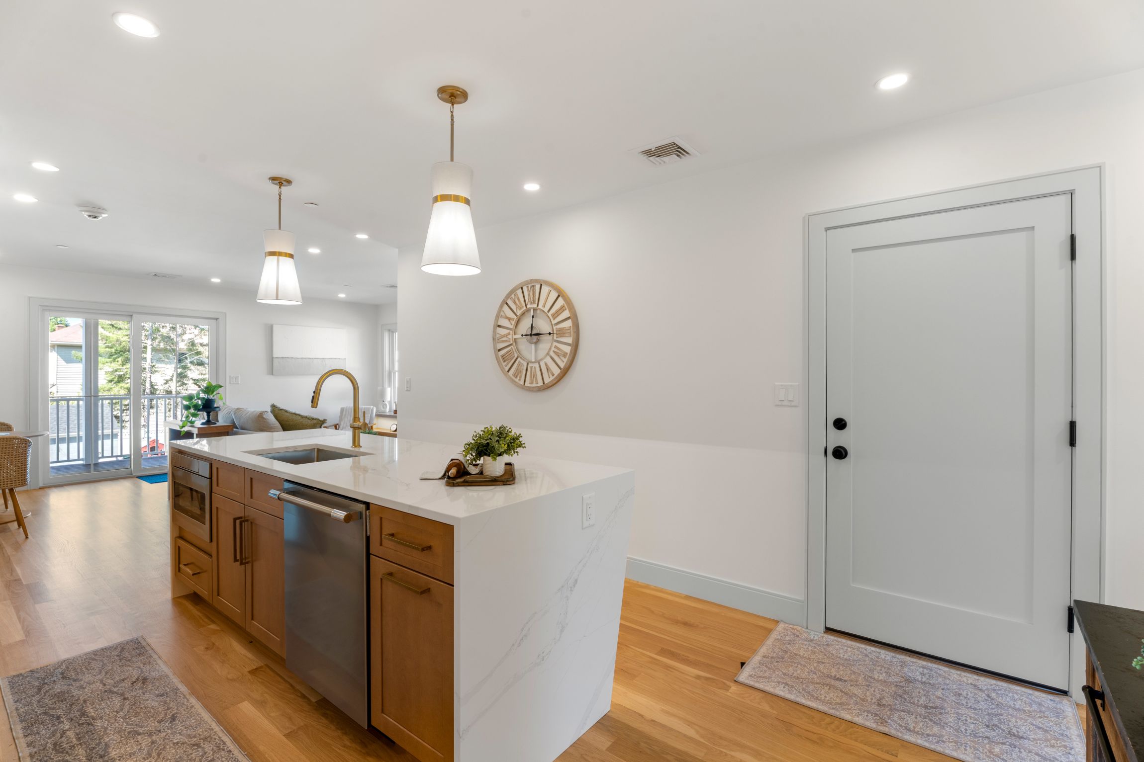  6-8 South, Stoneham, MA, 02180 - 物件實景