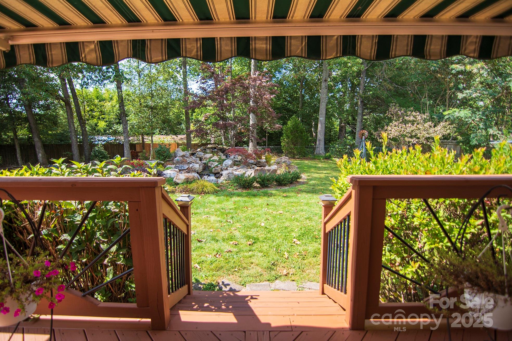 Hendersonville, North Carolina, 28792, United States, 3 Bedrooms Bedrooms, ,3 BathroomsBathrooms,Residential,For Sale,1976526