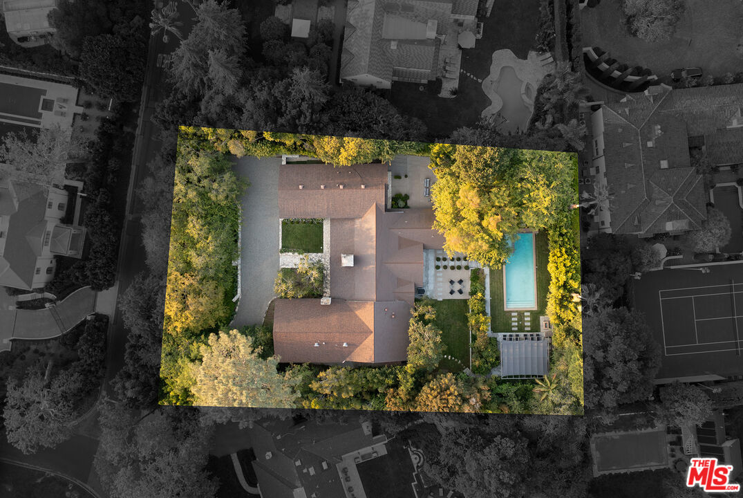 Los Angeles, California, 90077, United States, 5 Bedrooms Bedrooms, ,7 BathroomsBathrooms,Residential,For Sale,1827640