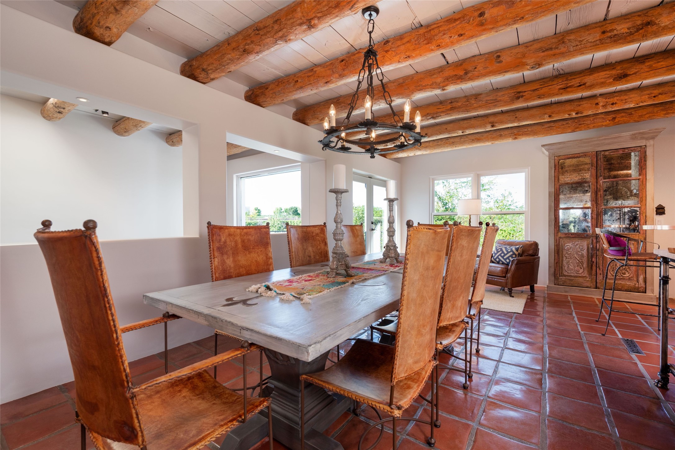  413 Los Arboles Drive - 物件實景