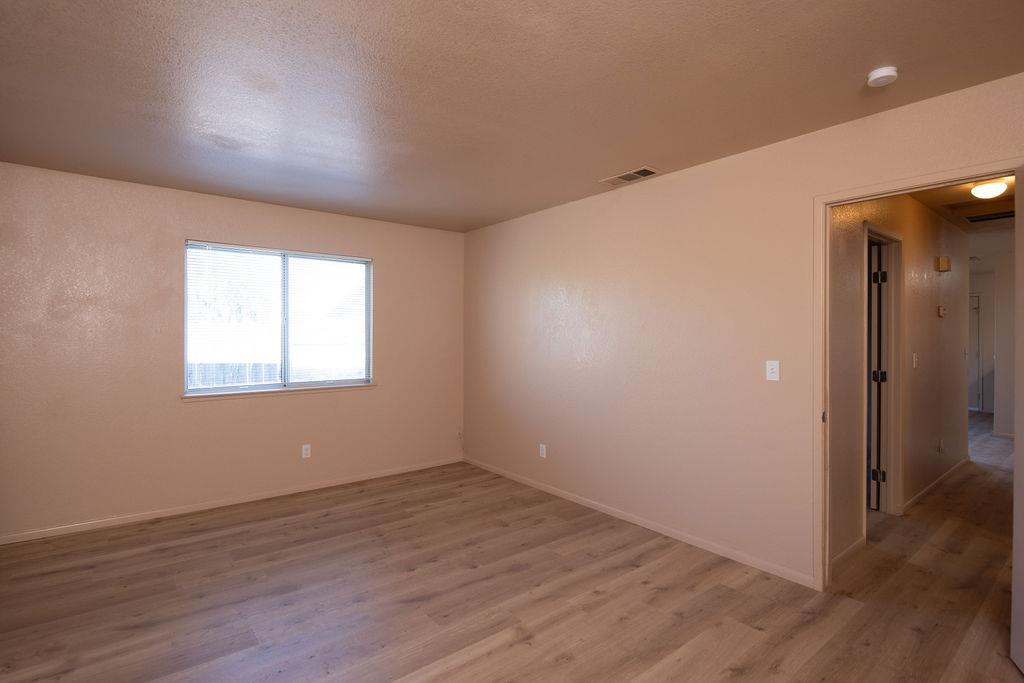 Oakdale, California, 95361, United States, ,Residential,For Sale,1995111