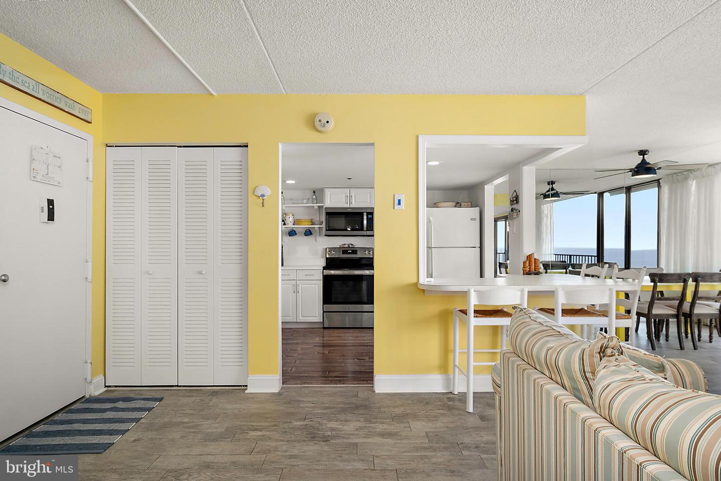 Ocean City, Maryland, 21842, United States, 2 Bedrooms Bedrooms, ,2 BathroomsBathrooms,Residential,For Sale,1957102