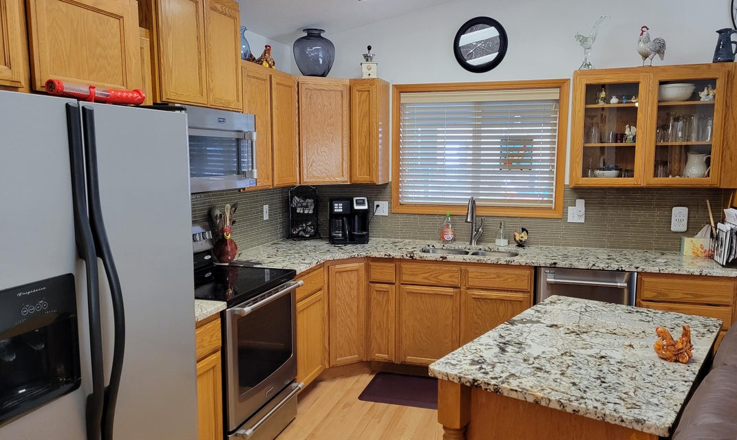Prineville, Oregon, 97754, United States, 3 Bedrooms Bedrooms, ,2 BathroomsBathrooms,Residential,For Sale,1901571