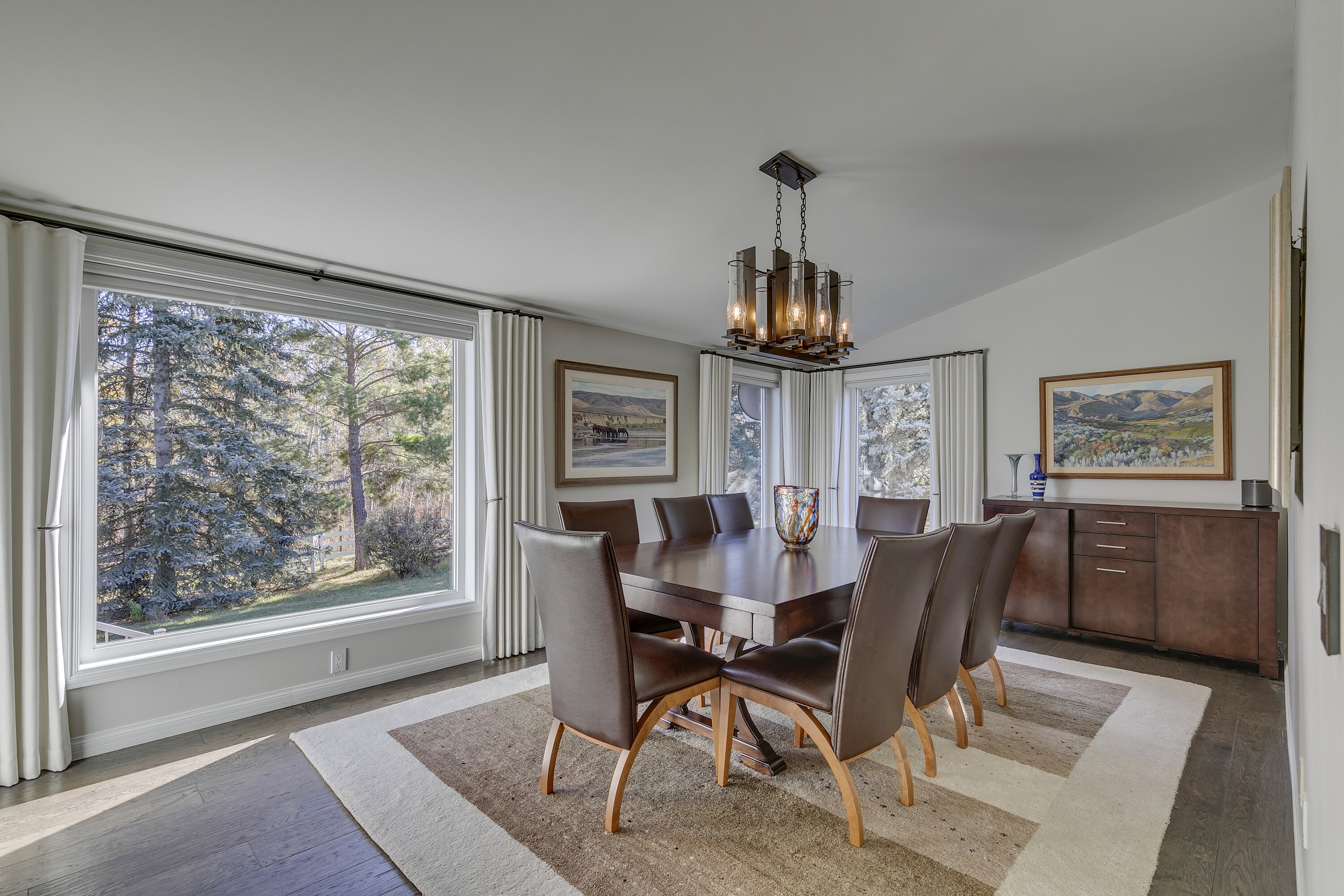  20 Acre Storybook Property - 物件實景