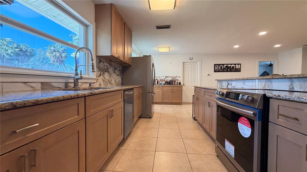 St Petersburg, Florida, 33703, United States, 4 Bedrooms Bedrooms, ,3 BathroomsBathrooms,Residential,For Sale,2005726