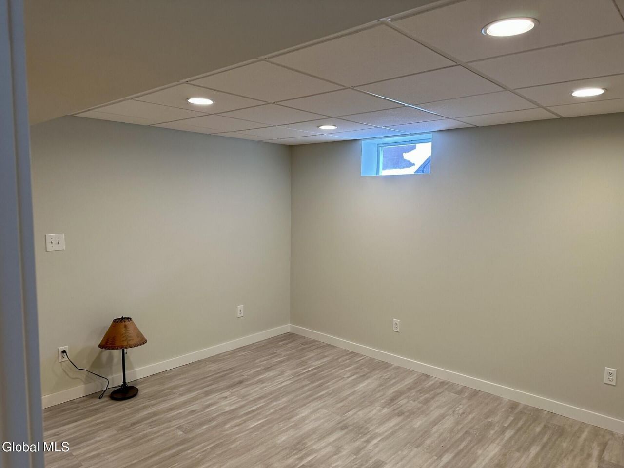 Gloversville, New York, 12078, United States, 3 Bedrooms Bedrooms, ,3 BathroomsBathrooms,Residential,For Sale,1938856