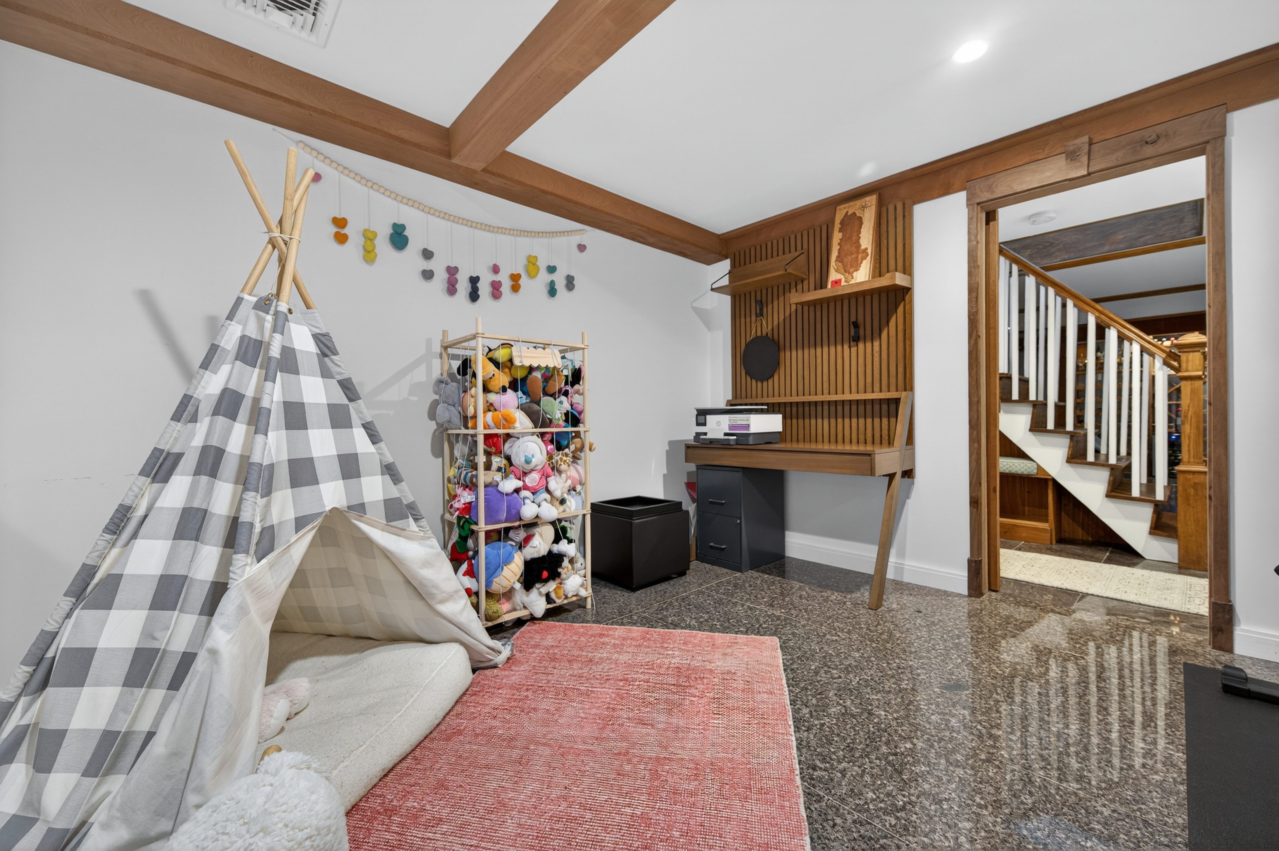 16 Warwick Place, Port Washington, NY, 11050 - 物件實景