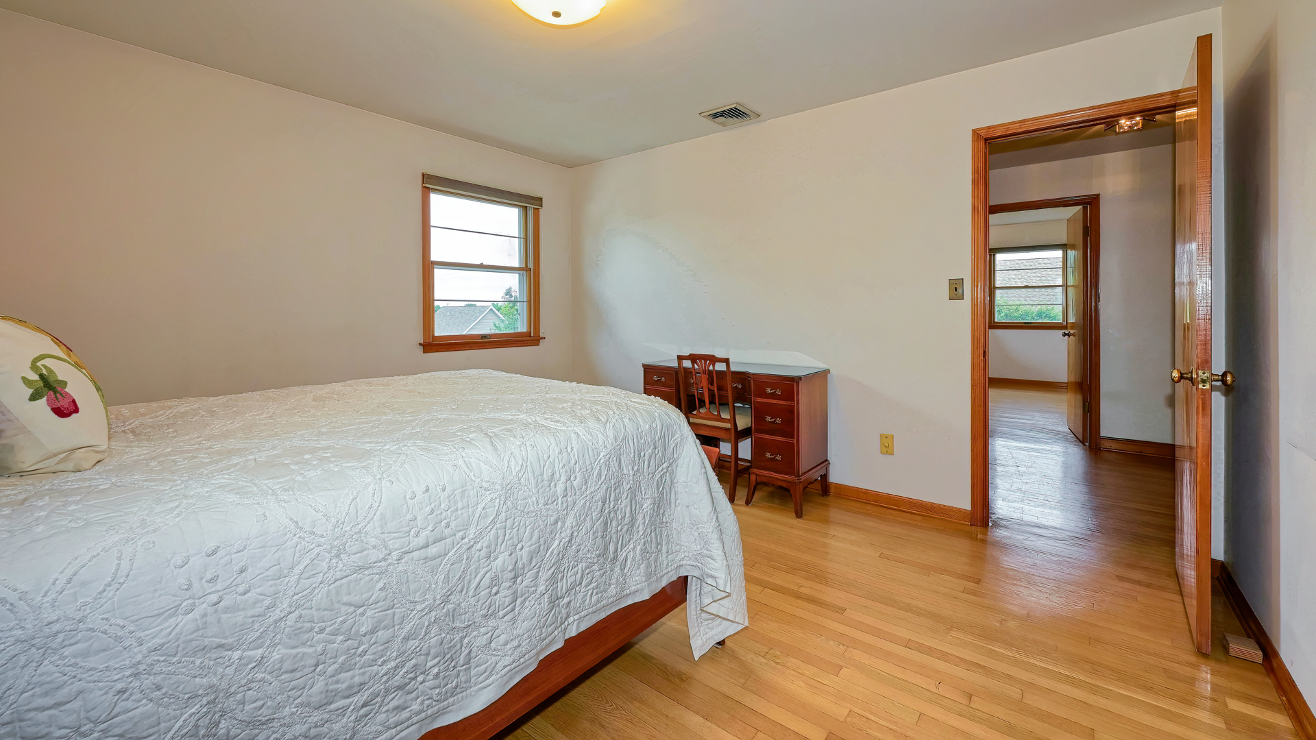 Nutley, New Jersey, 07110, United States, 4 Bedrooms Bedrooms, ,3 BathroomsBathrooms,Residential,For Sale,1974859