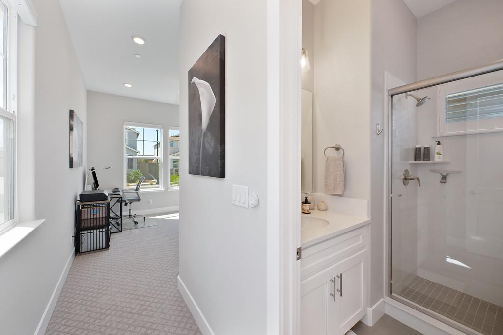 Roseville, California, 95747, United States, 4 Bedrooms Bedrooms, ,4 BathroomsBathrooms,Residential,For Sale,1927249