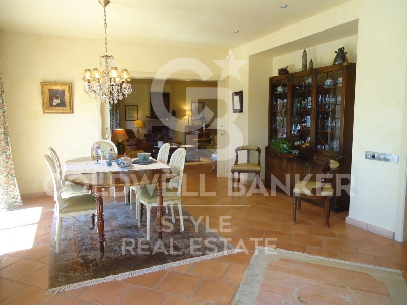 Carrer del Xiprer, 42-58 Barcelona, Matadepera, La, Matadepera, Catalonia, 08230, ES, 4 Bedrooms Bedrooms, ,3 BathroomsBathrooms,Residential,For Sale,Carrer del Xiprer, 42-58 Barcelona, Matadepera, La,1627709