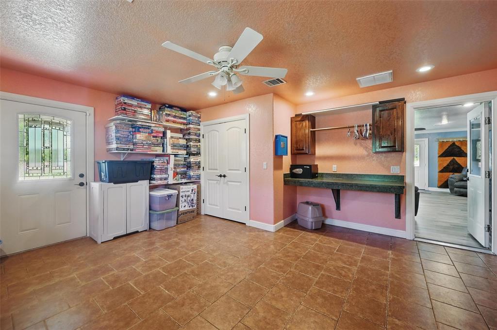 Cleburne, Texas, 76031, United States, 4 Bedrooms Bedrooms, ,4 BathroomsBathrooms,Residential,For Sale,1827195