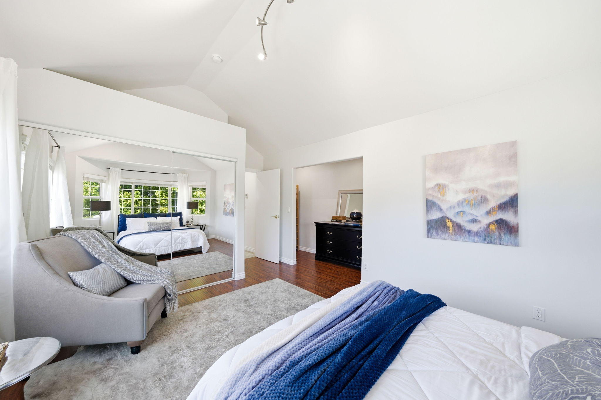  4115 Laurelgrove Ave - 物件實景