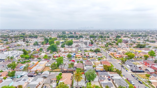 Los Angeles, California, 90003, United States, 5 Bedrooms Bedrooms, ,Residential,For Sale,1889512
