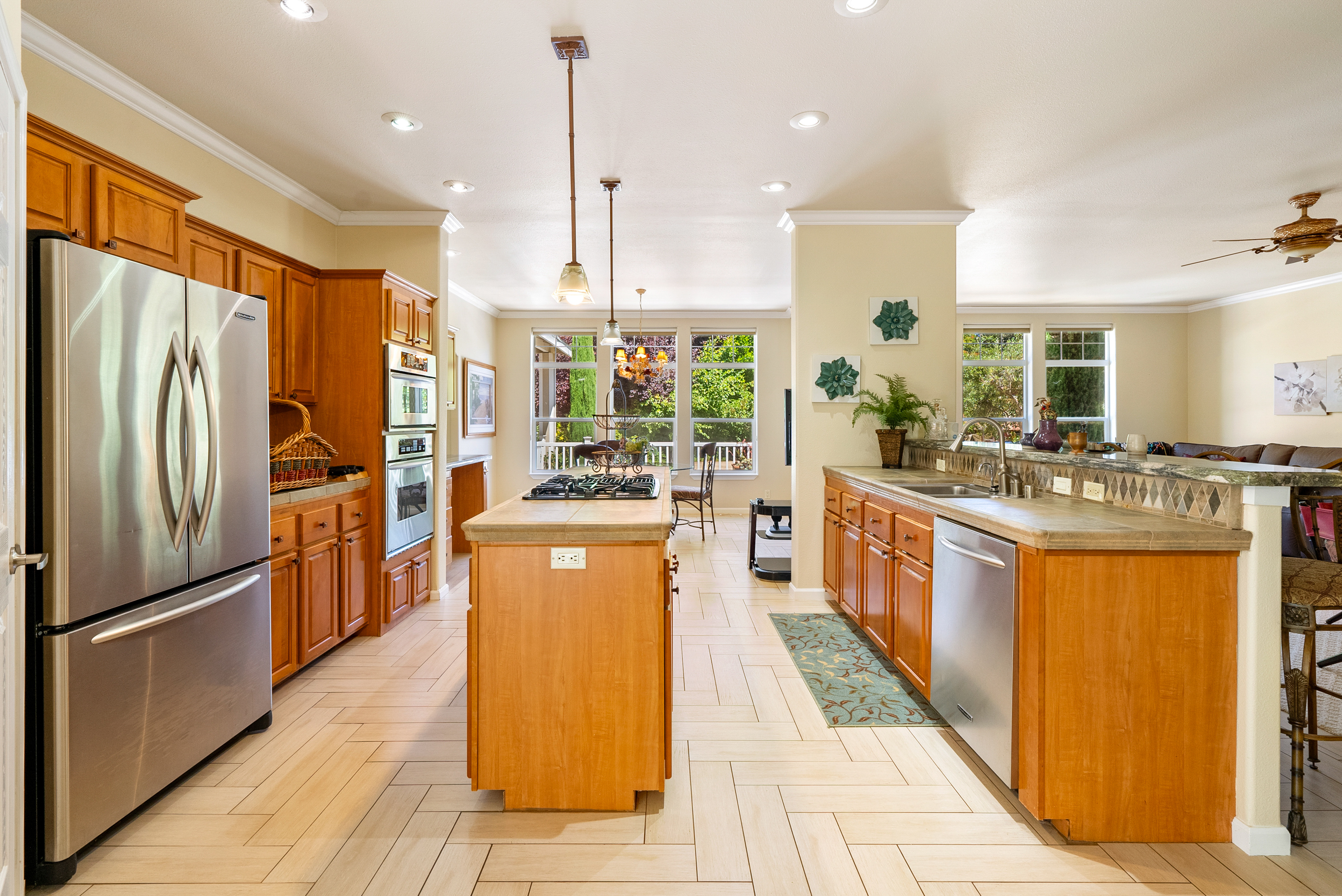  5405 Vineyard Drive - 物件實景