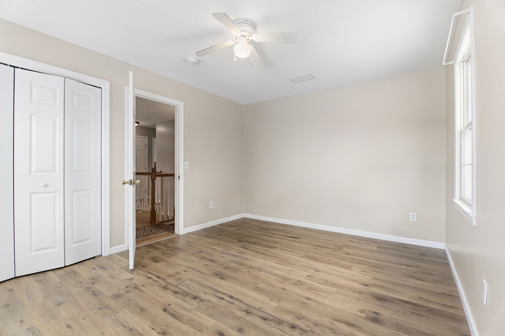 Southwick, Massachusetts, 01077, United States, 4 Bedrooms Bedrooms, ,3 BathroomsBathrooms,Residential,For Sale,2002928