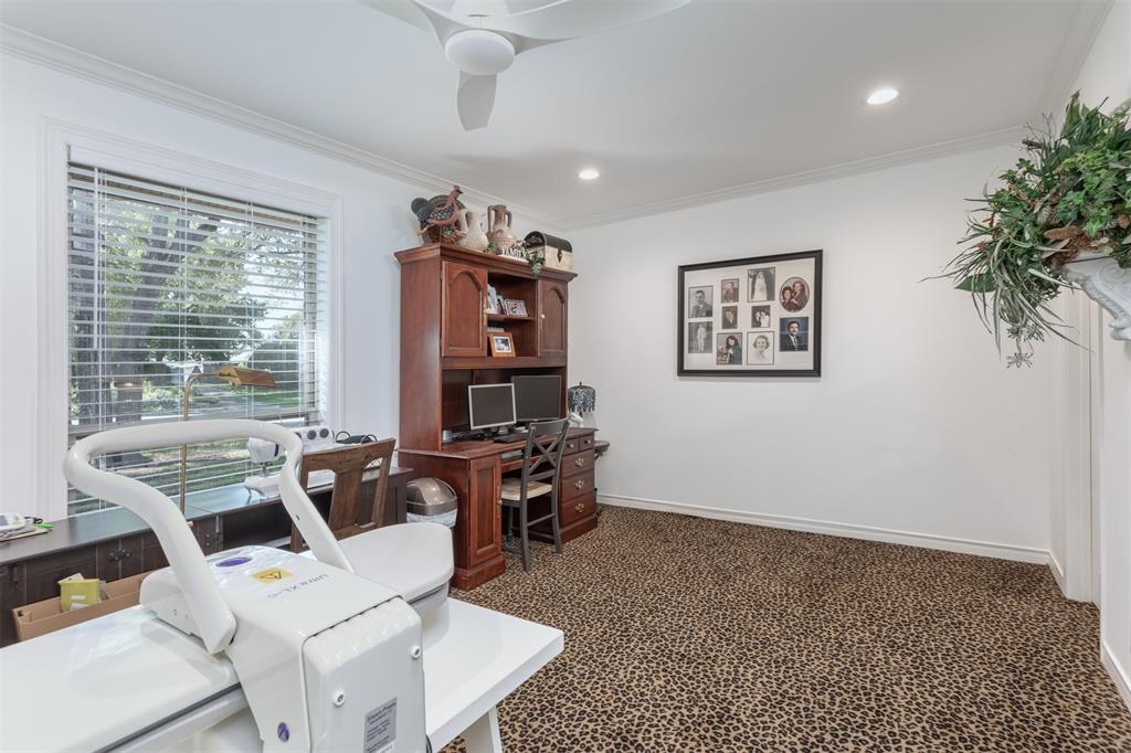 Dallas, Texas, 75229, United States, 4 Bedrooms Bedrooms, ,3 BathroomsBathrooms,Residential,For Sale,1751224