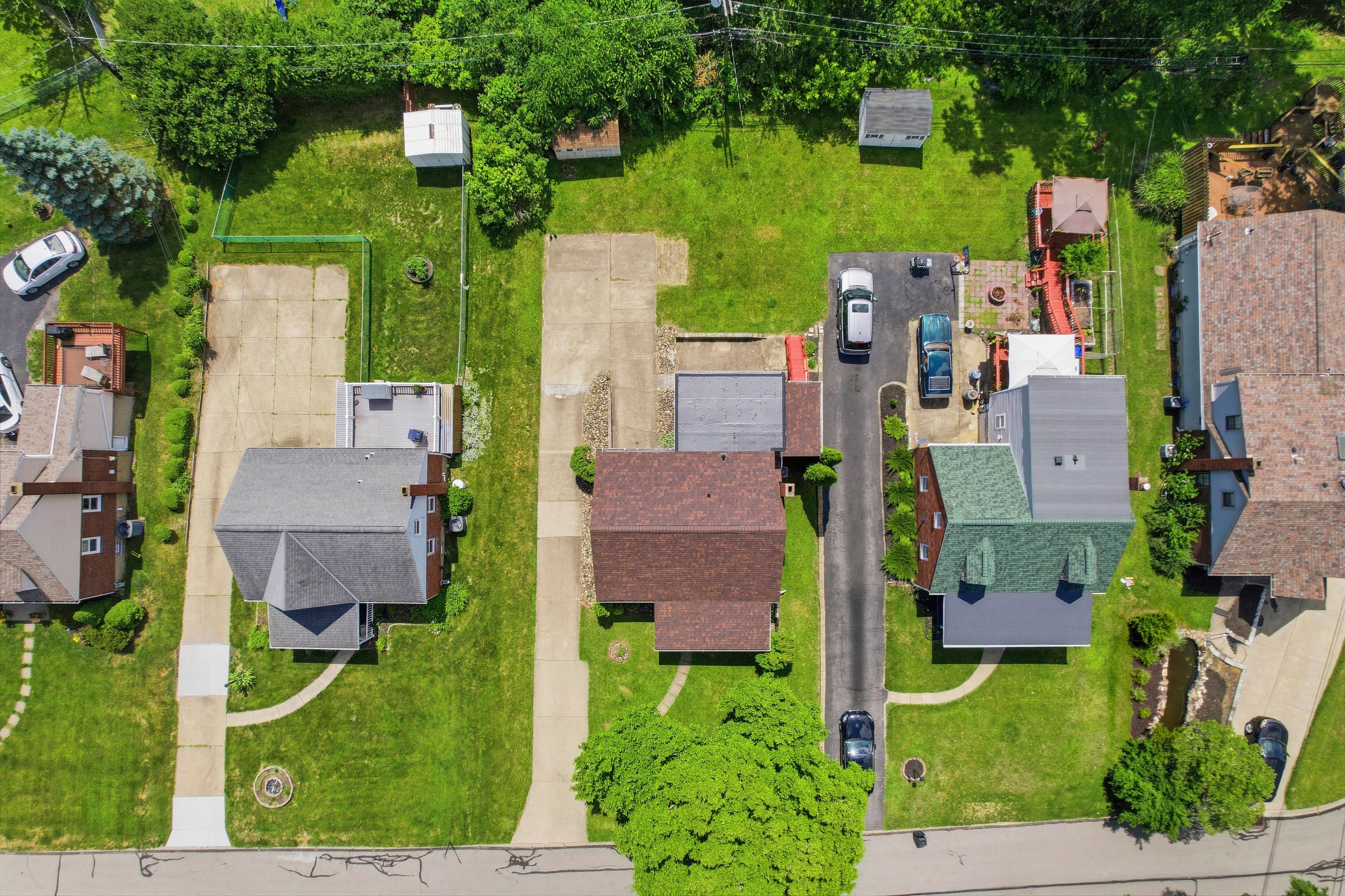  73 Clifford Drive, Pittsburgh, PA 15220 - 物件實景