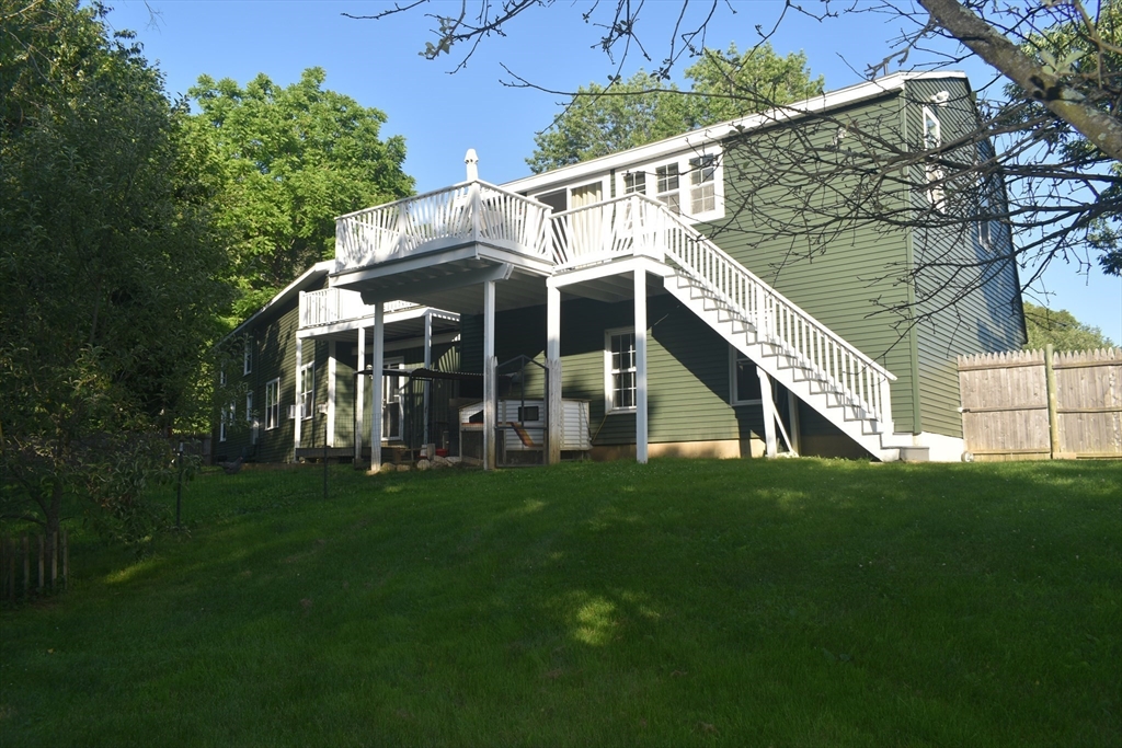 Spencer, Massachusetts, 01562, United States, 5 Bedrooms Bedrooms, ,4 BathroomsBathrooms,Residential,For Sale,1942925
