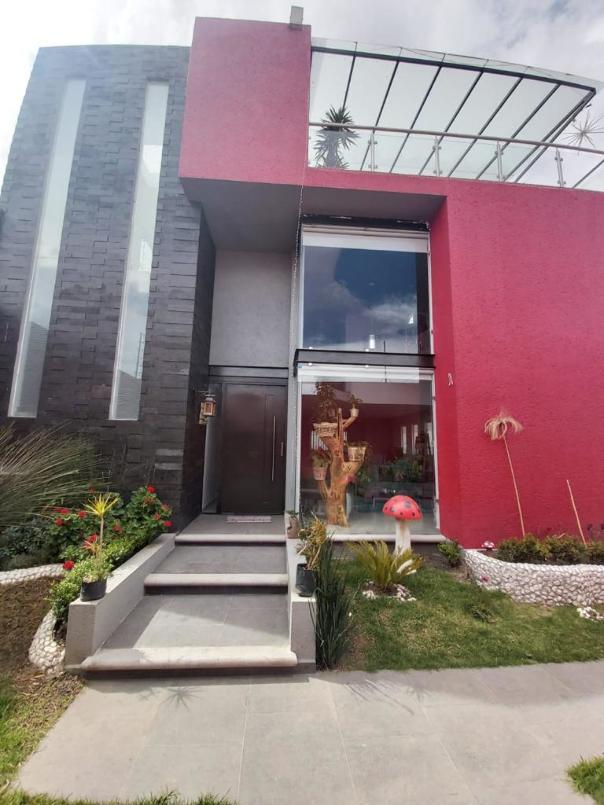 CERRADA DE NI?OS HEROES, Metepec, Estado de México, 52147, Mexico, 4 Bedrooms Bedrooms, ,4 BathroomsBathrooms,Residential,For Sale,CERRADA DE NI?OS HEROES,1441493