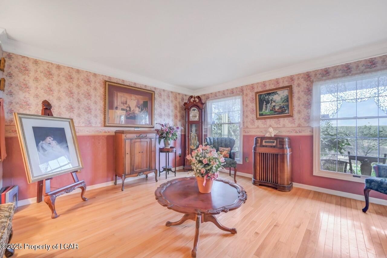 Sugarloaf, Pennsylvania, 18249, United States, 4 Bedrooms Bedrooms, ,3 BathroomsBathrooms,Residential,For Sale,1996756