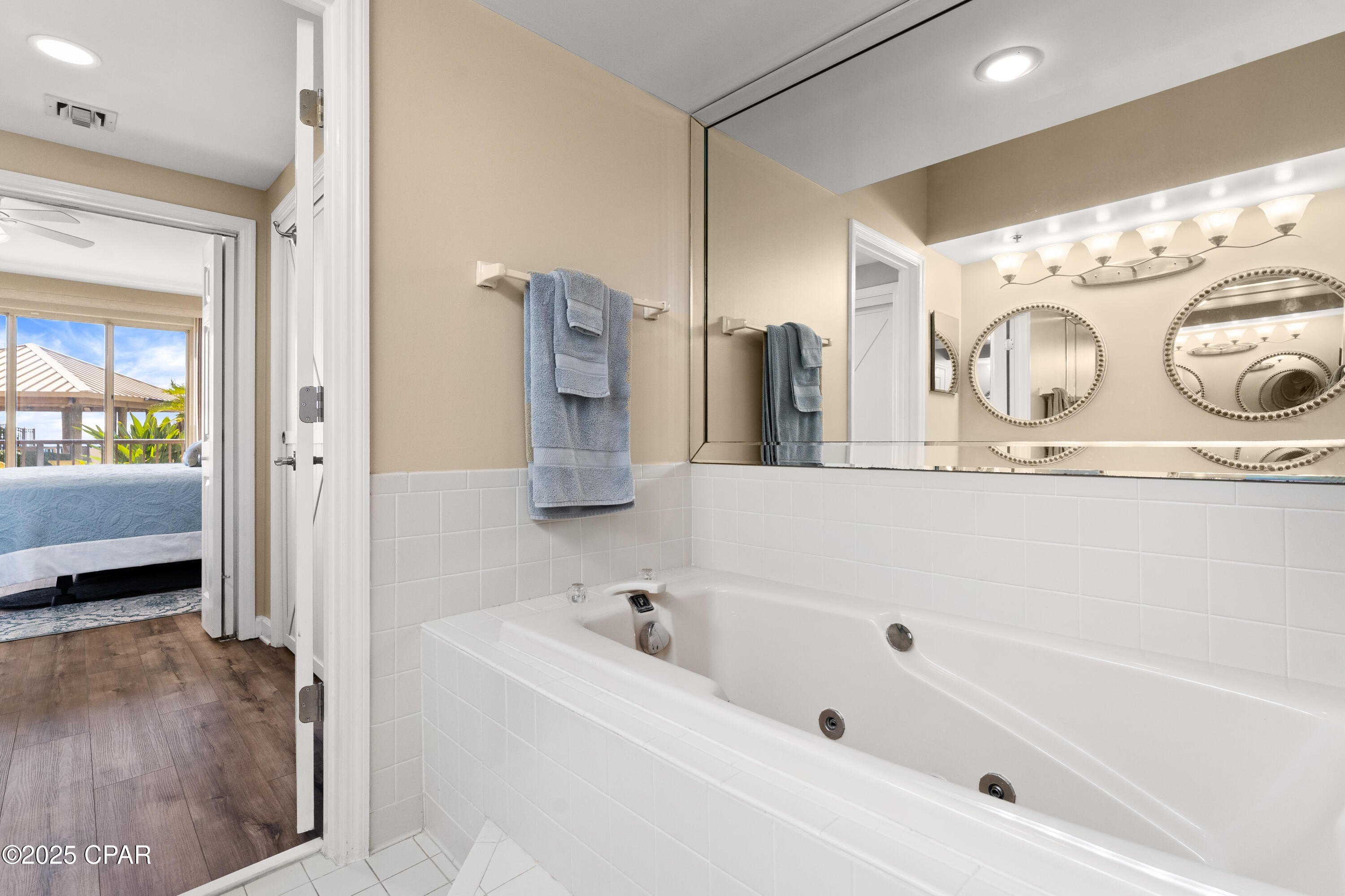 Panama City, Florida, 32408, United States, 2 Bedrooms Bedrooms, ,2 BathroomsBathrooms,Residential,For Sale,2005439