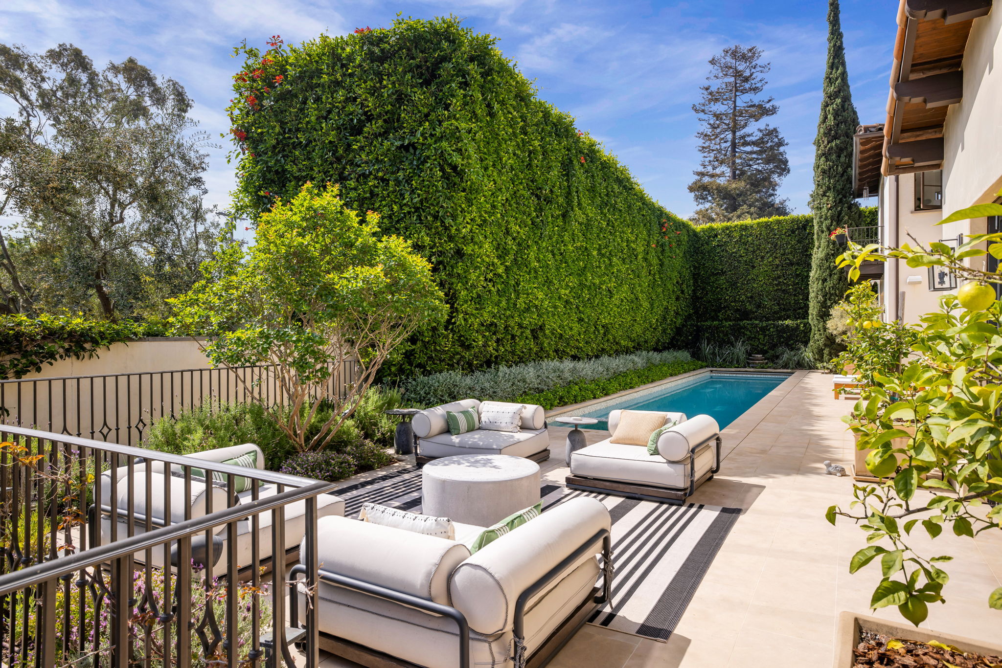  182 North Carmelina Avenue - 物件實景