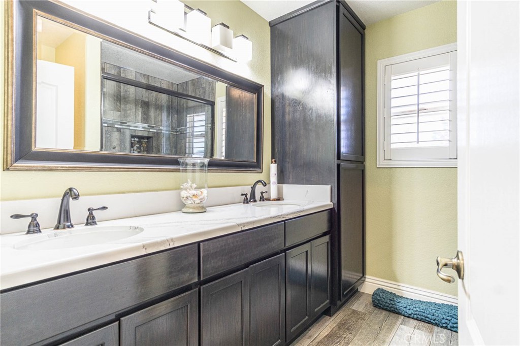 Oak Hills, California, 92344, United States, 4 Bedrooms Bedrooms, ,3 BathroomsBathrooms,Residential,For Sale,1978154