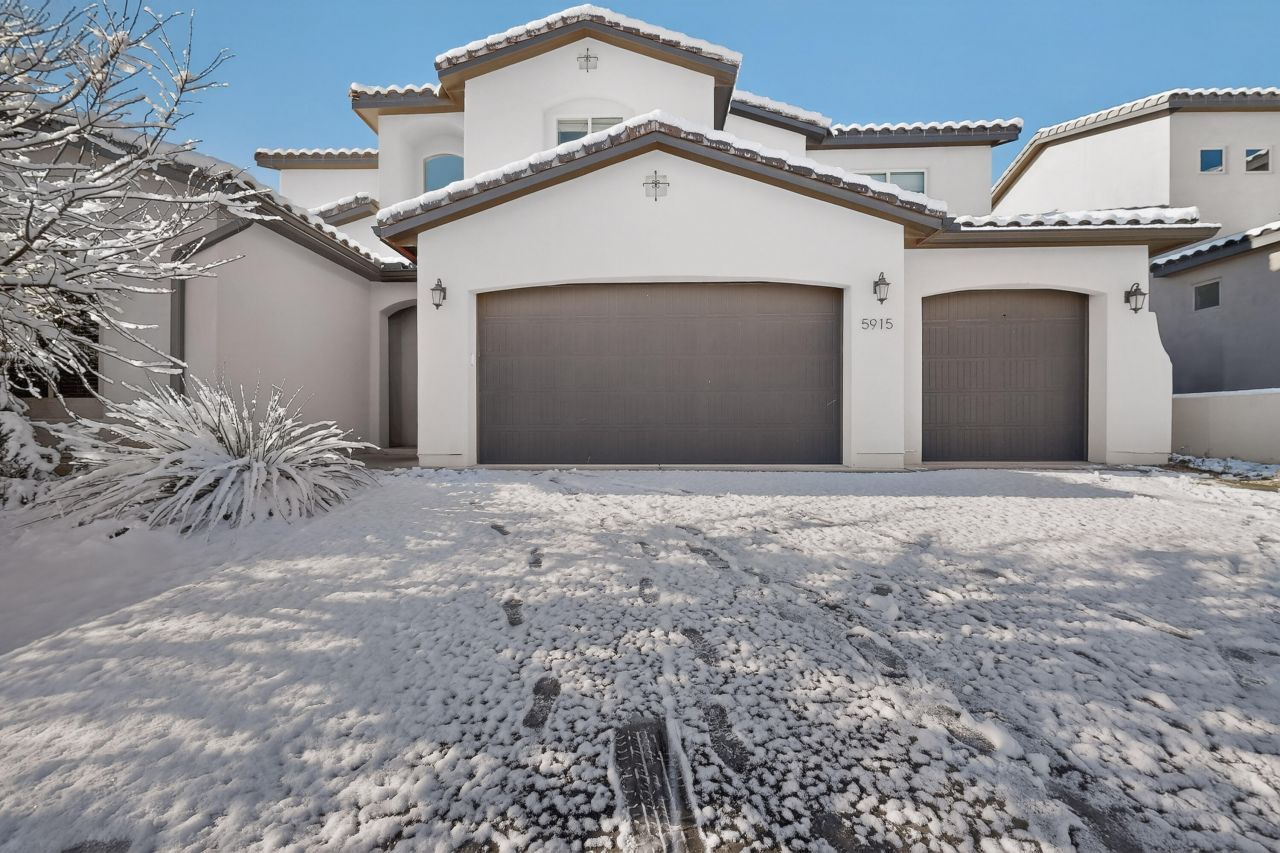 Rio Rancho, New Mexico, 87144, United States, 5 Bedrooms Bedrooms, ,3 BathroomsBathrooms,Residential,For Sale,2003213