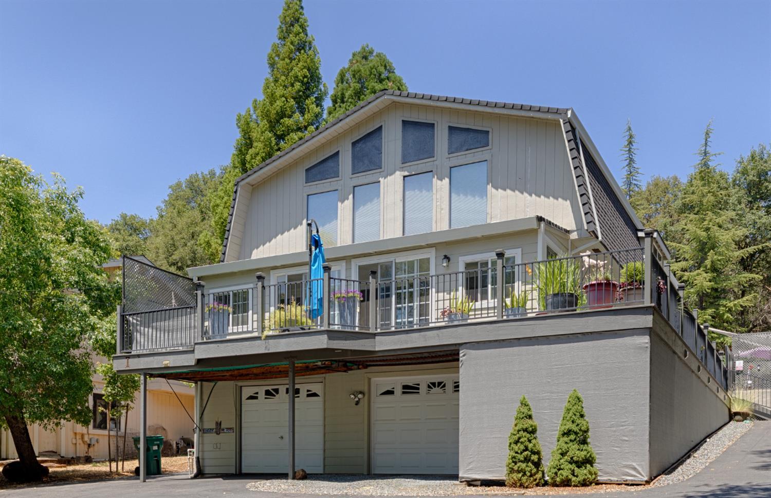 Auburn, California, 95602, United States, 2 Bedrooms Bedrooms, ,3 BathroomsBathrooms,Residential,For Sale,1921281