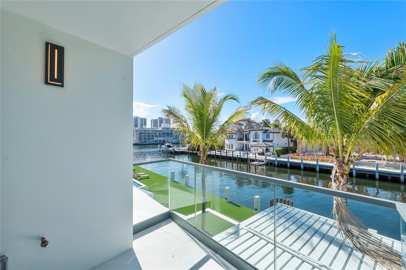 Fort Lauderdale, Florida, 33306, United States, 6 Bedrooms Bedrooms, ,8 BathroomsBathrooms,Residential,For Sale,1958113