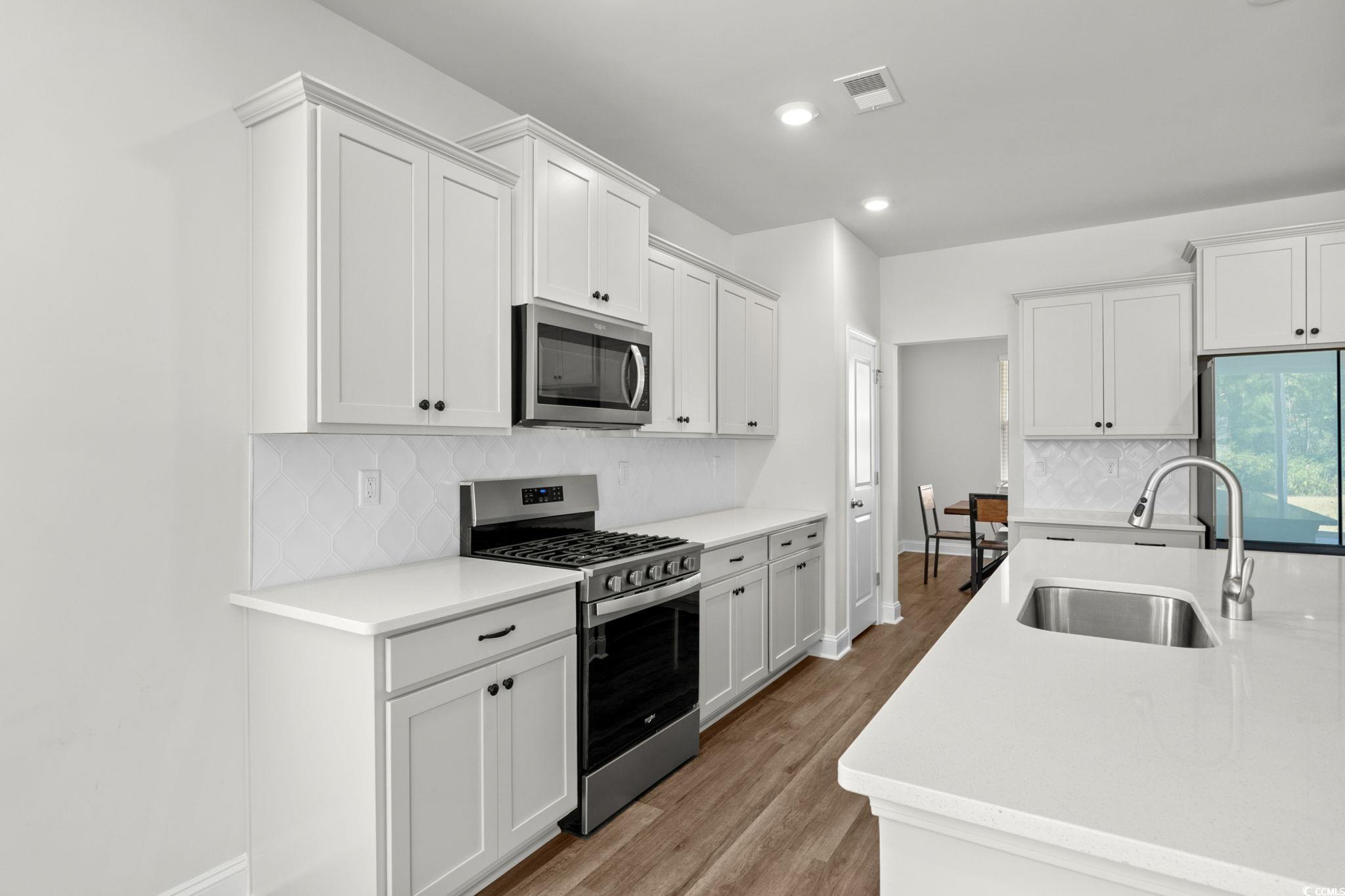 Myrtle Beach, South Carolina, 29579, United States, 5 Bedrooms Bedrooms, ,4 BathroomsBathrooms,Residential,For Sale,1960870