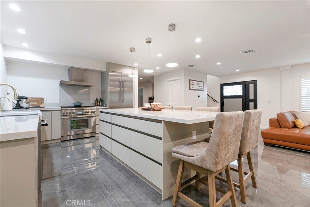 Granada Hills, California, 91344, United States, 4 Bedrooms Bedrooms, ,3 BathroomsBathrooms,Residential,For Sale,1993417