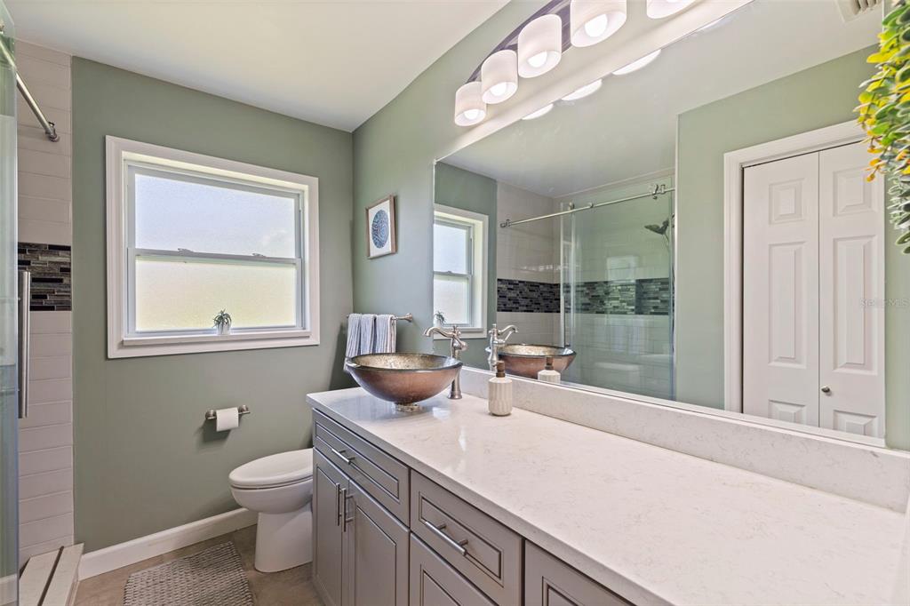 St Petersburg, Florida, 33712, United States, 3 Bedrooms Bedrooms, ,2 BathroomsBathrooms,Residential,For Sale,1907287