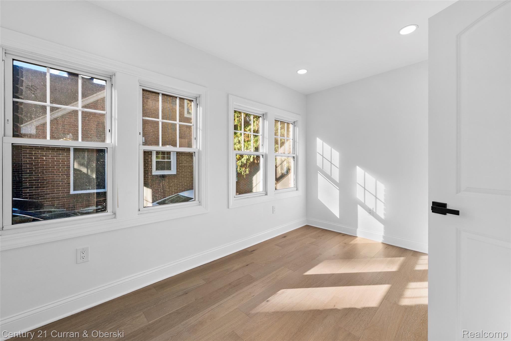 Dearborn, Michigan, 48124, United States, 4 Bedrooms Bedrooms, ,3 BathroomsBathrooms,Residential,For Sale,1979492