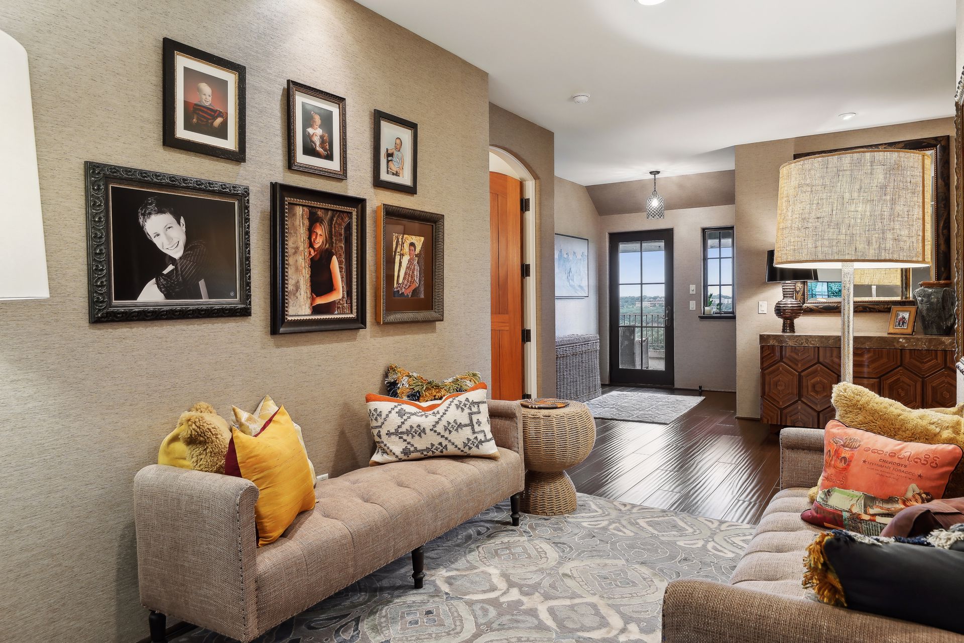  Extraordinary Living with Panoramic River Valley Views - 物件實景