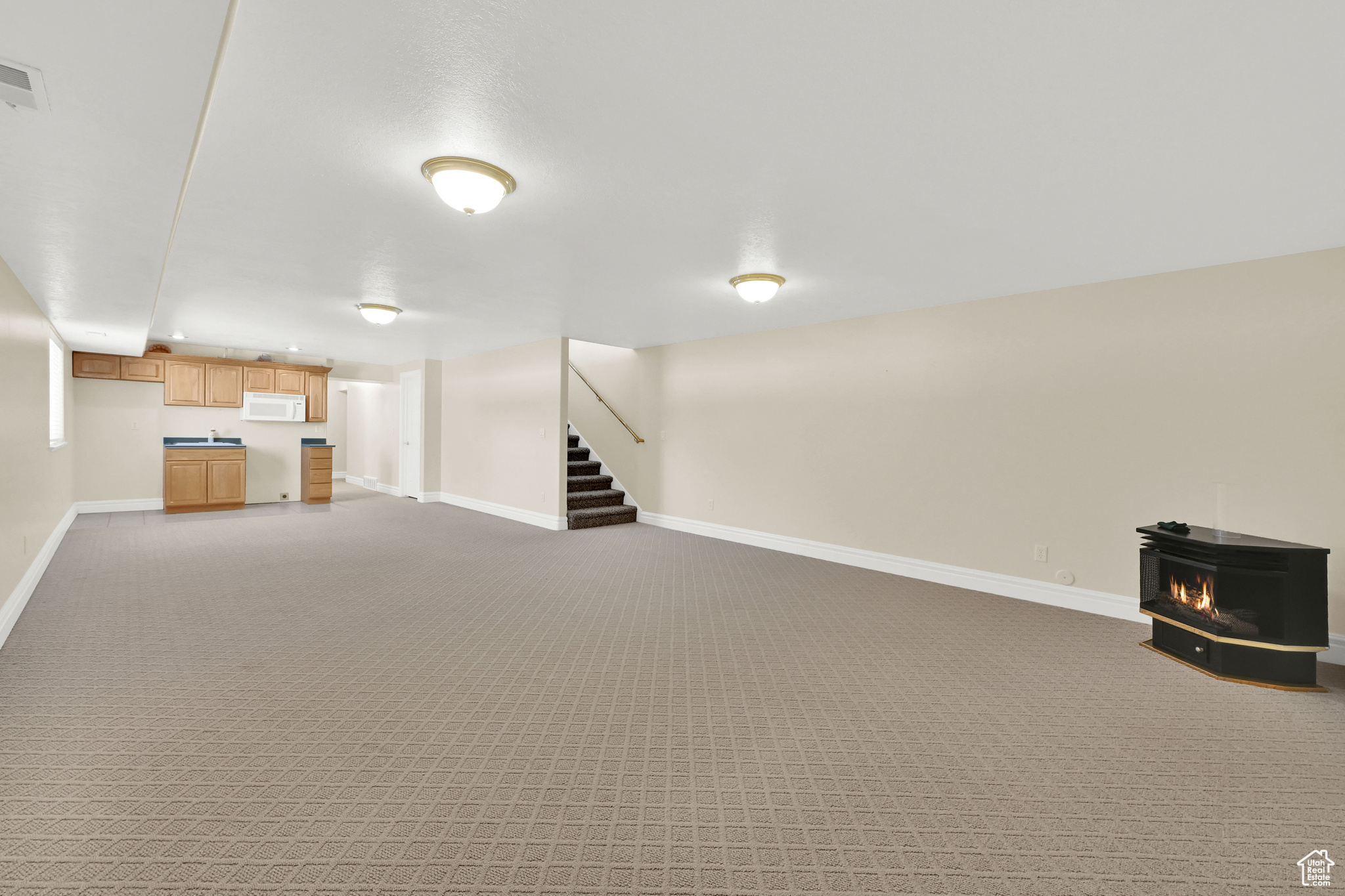 Hyrum, Utah, 84319, United States, 5 Bedrooms Bedrooms, ,3 BathroomsBathrooms,Residential,For Sale,1729547