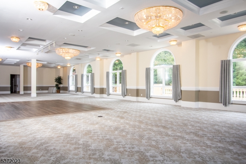 Rockaway Twp., New Jersey, 07866-5821, United States, 2 Bedrooms Bedrooms, ,2 BathroomsBathrooms,Residential,For Sale,1915485