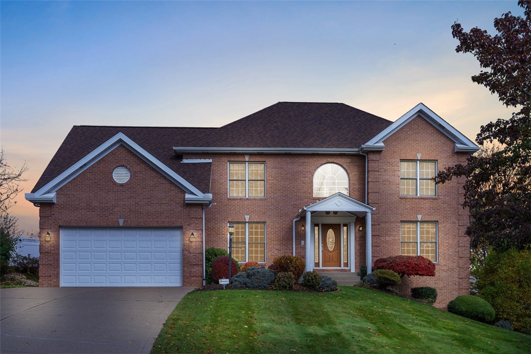 Robinson Twp, Pennsylvania, 15136, United States, 4 Bedrooms Bedrooms, ,4 BathroomsBathrooms,Residential,For Sale,1992157