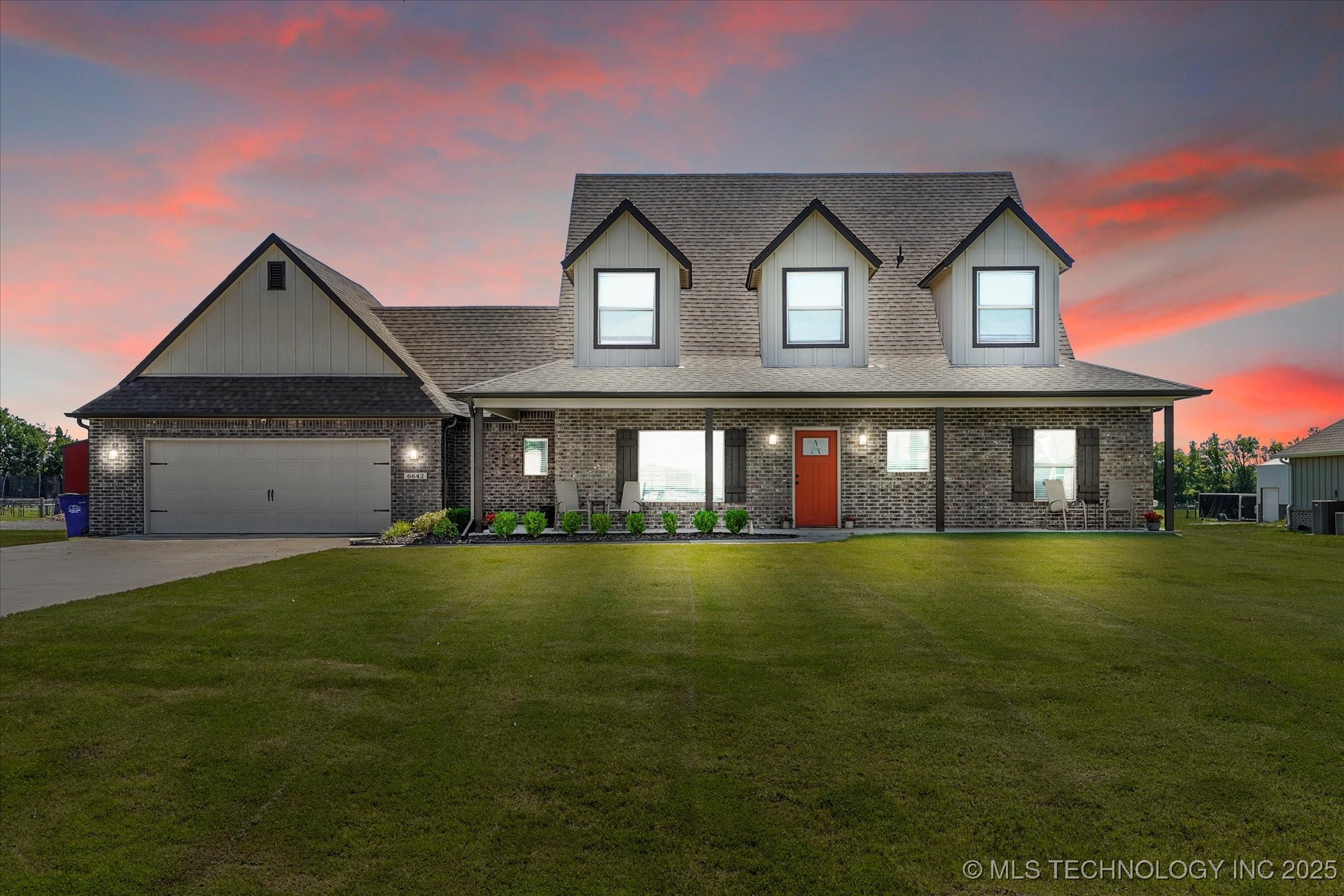 Broken Arrow, Oklahoma, 74014, United States, 4 Bedrooms Bedrooms, ,3 BathroomsBathrooms,Residential,For Sale,1885345