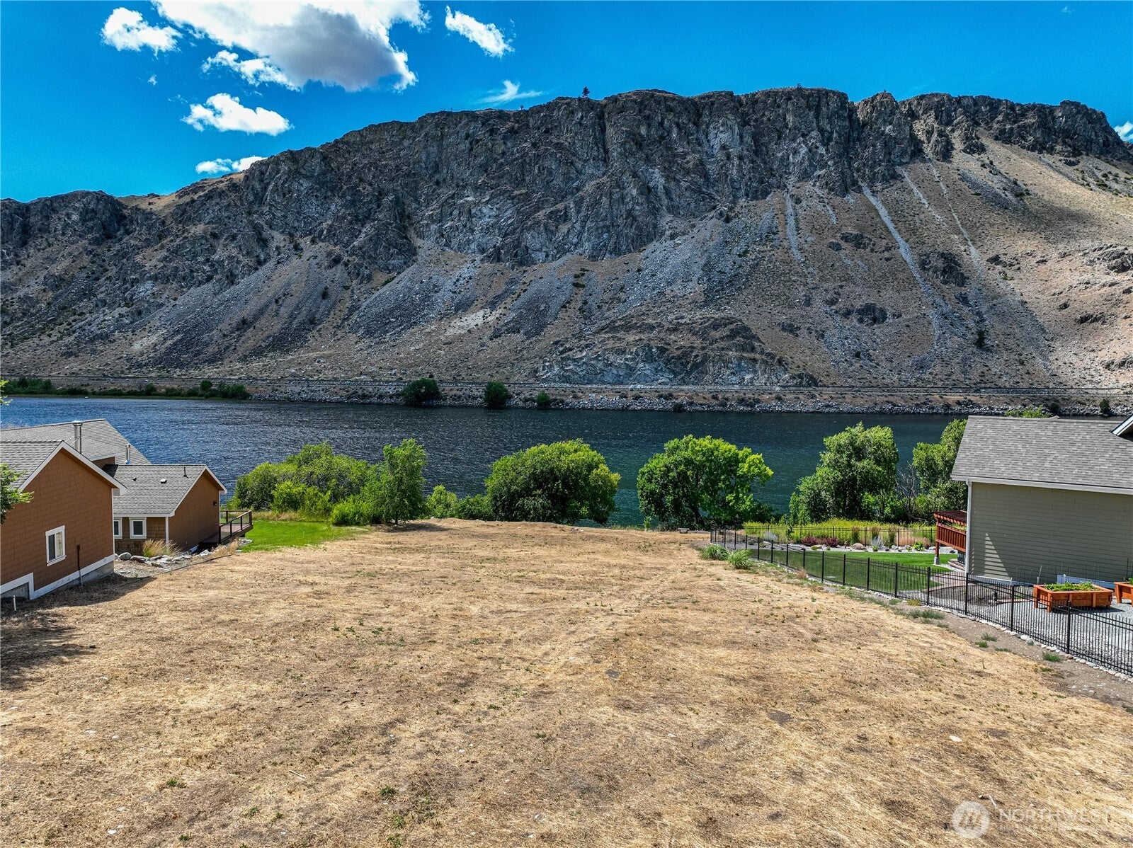 Orondo, Washington, 98843, United States, ,Land,For Sale,1731967