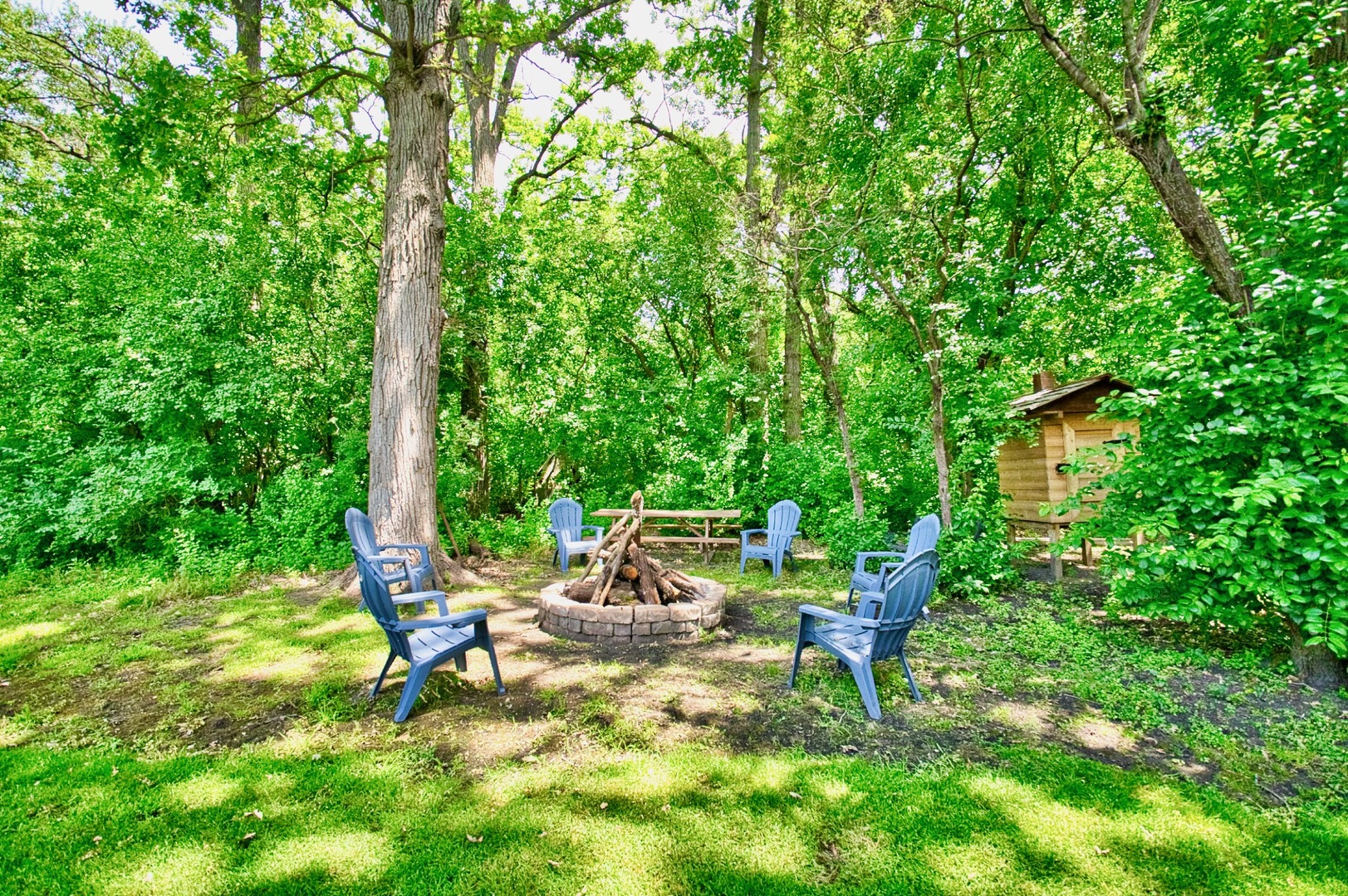 Lake Forest, Illinois, 60045, United States, 4 Bedrooms Bedrooms, ,5 BathroomsBathrooms,Residential,For Sale,1976497