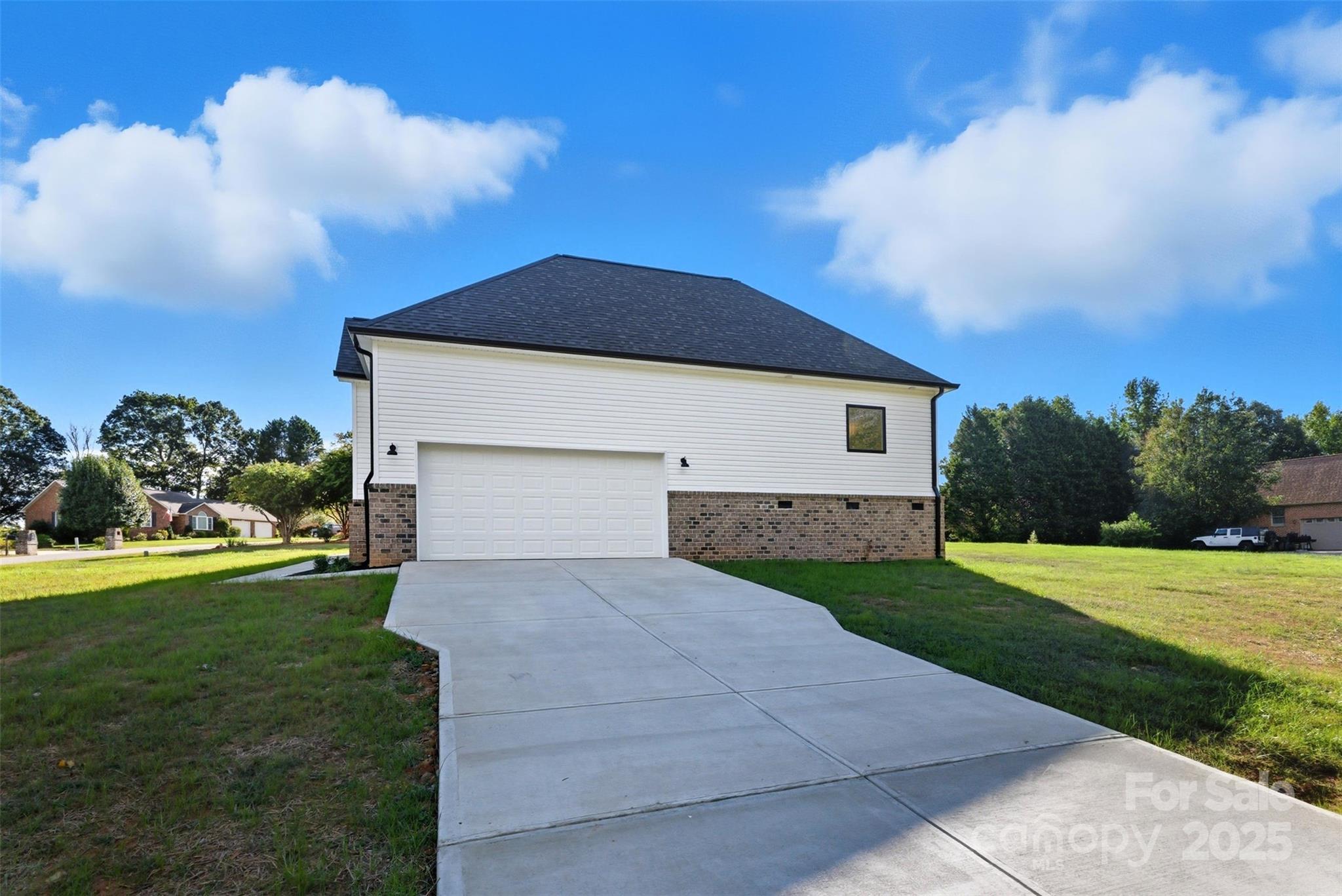 Conover, North Carolina, 28613, United States, 3 Bedrooms Bedrooms, ,2 BathroomsBathrooms,Residential,For Sale,1969077