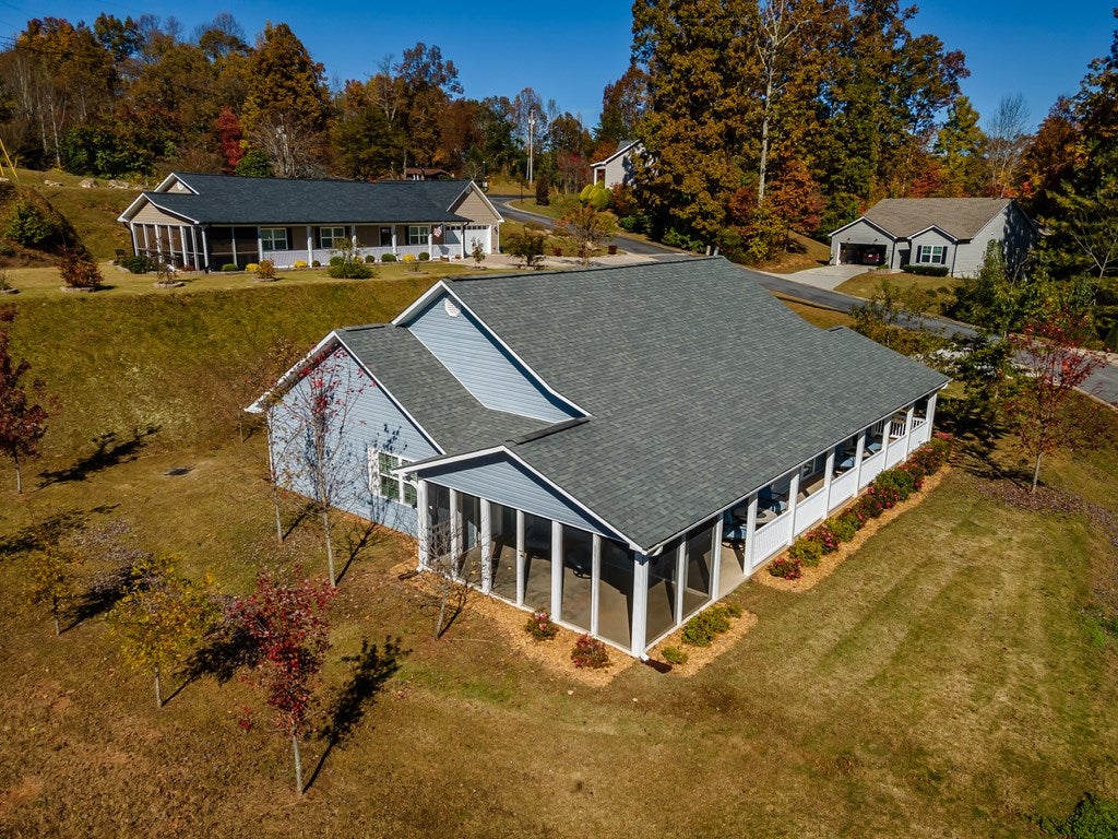 Blue Ridge, Georgia, 30513, United States, 3 Bedrooms Bedrooms, ,2 BathroomsBathrooms,Residential,For Sale,1987936