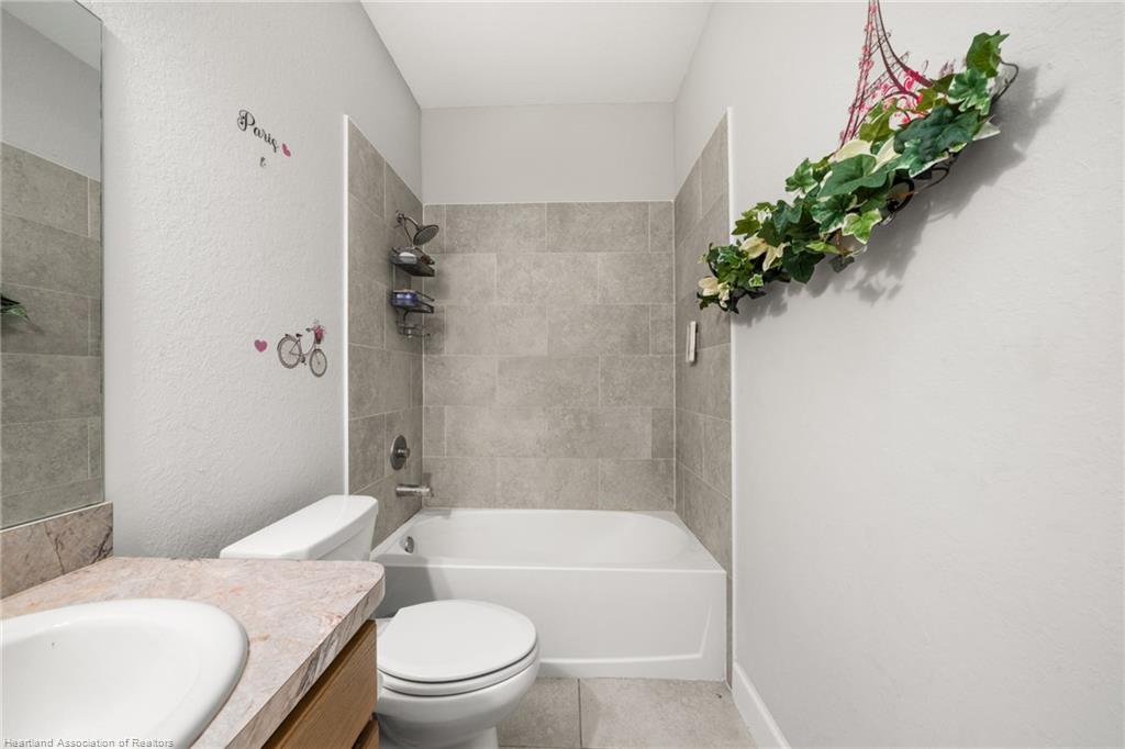 Sebring, Florida, 33872, United States, 4 Bedrooms Bedrooms, ,3 BathroomsBathrooms,Residential,For Sale,1974916