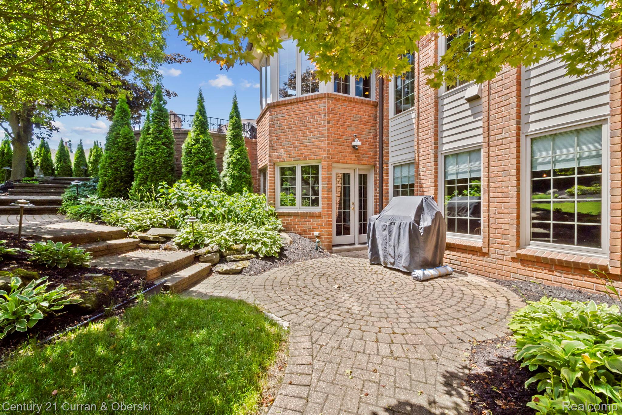 Northville, Michigan, 48168, United States, 5 Bedrooms Bedrooms, ,6 BathroomsBathrooms,Residential,For Sale,2023704